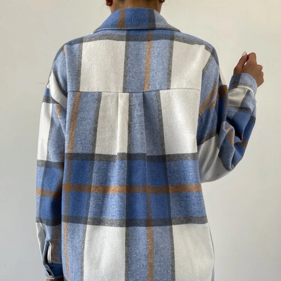 New plaid button down long sleeve Shacket jacket - Picture 4 of 5